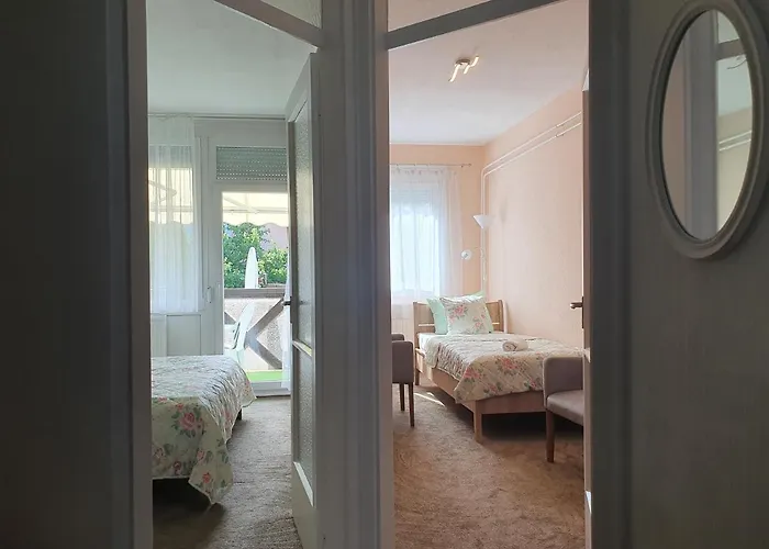 Flower Dom wakacyjny Héviz