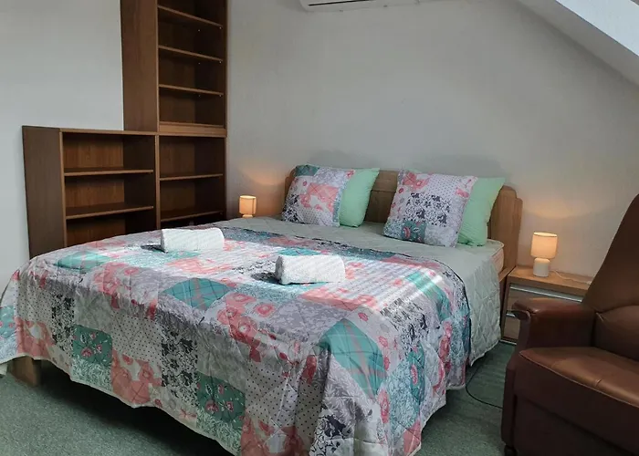 Flower Casa vacanze Hévíz